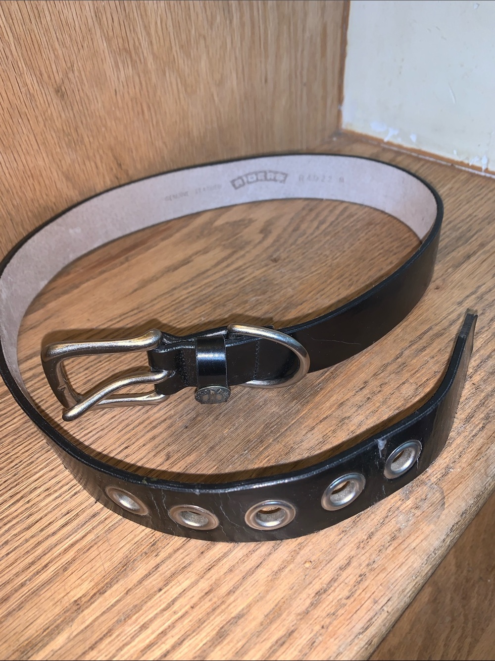 Riders by Lee Black Leather Belt with Silver-Tone Eyelets